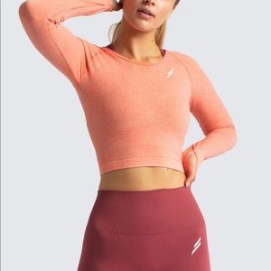 Doyoueven long sleeve crop